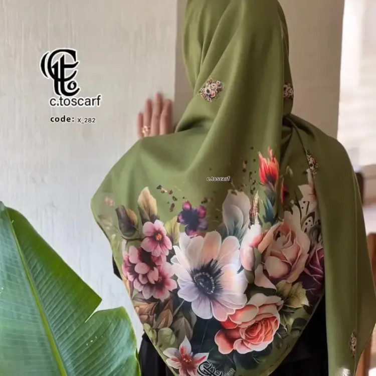روسری نخ کاستوم طرح خورشید قواره بزرگ 140 سانتیمتر چرخ دوز